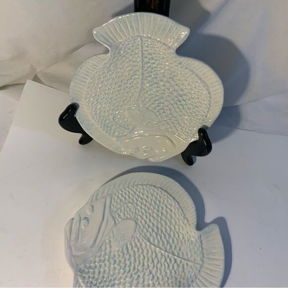 BOSTON WAREHOUSE TRADING CO Fish Tray Light blue decoration set of 2 - Picture 1 of 8
